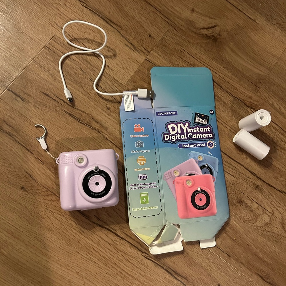 DIY Instant Digital Camera in White